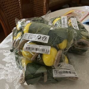 Napkin holders - lemons